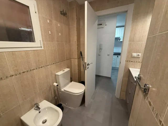 Acogedor Piso Reformado en Benidorm - ¡Tu Refugio Ideal! — 9