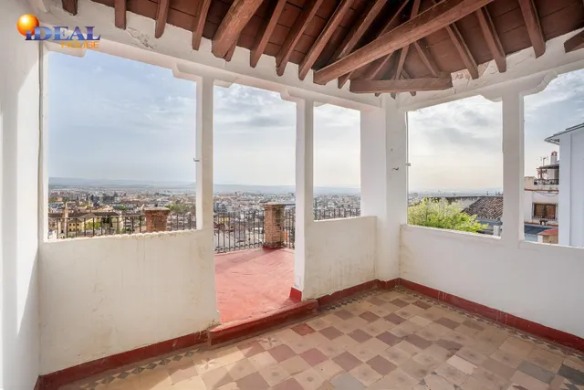 PRECIOSO CARMEN A LA VENTA — 34