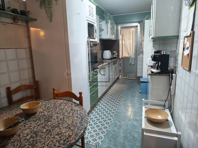 Piso con garaje, ascensor y trastero en Ultramar, Ferrol - foto 2