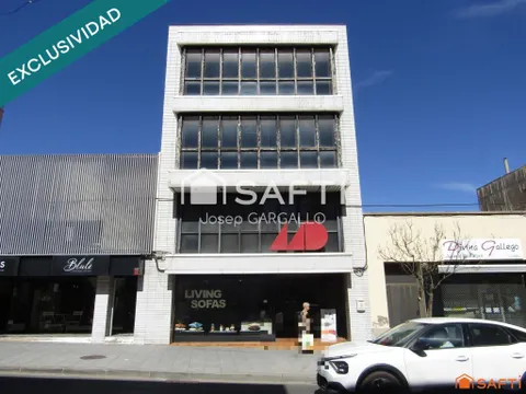 Edificio comercial en pleno centro de Móra d'Ebre