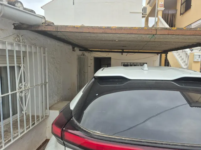 CASA CON ENCANTO EN ALMAYATE COSTA — 26