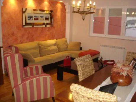 SE VENDE PISO, 90 M2, COCINA, SALÓN, 3 HAB., BAÑO, EXTERIOR, - foto 2
