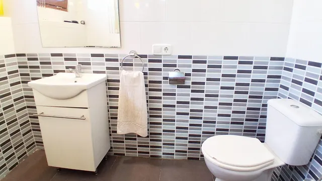 Urbis te ofrece un chalet en venta en Ciudad Rodrigo, Salamanca. — 18