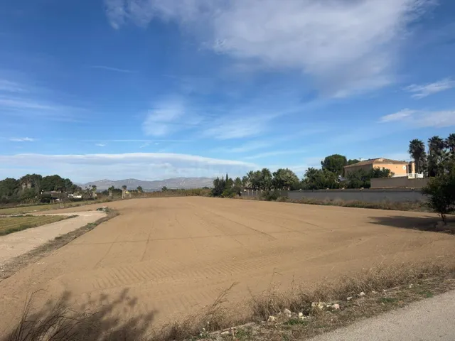 Oportunidad Única de Terreno Rural en Catral - Arroba La Mad - foto 4