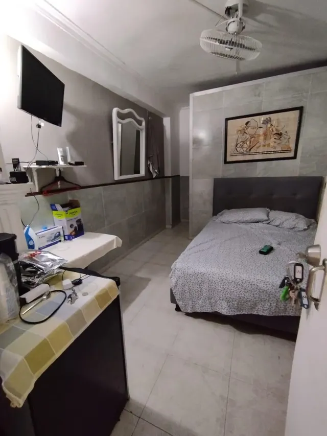 Casa 14 habitaciones 300m² en alquiler - Crespo — 14