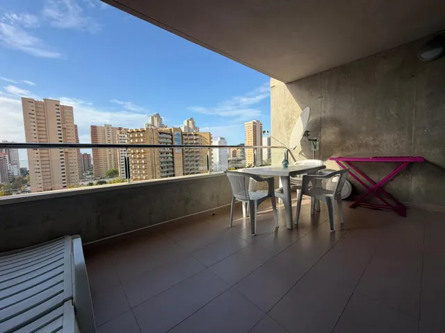 Lujo Elegante apartamento en Benidorm con vistas y piscina — 11