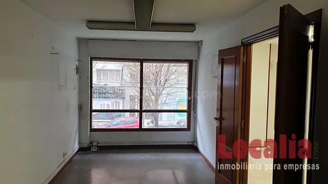 Céntricas oficinas en Santander 120m² - foto 4
