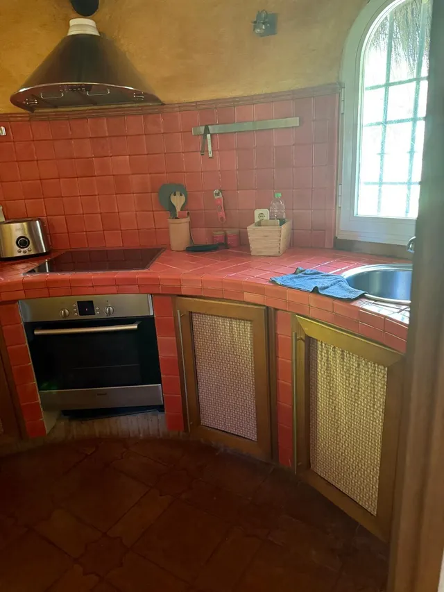 se vende 2 parcelas contiguas con casa en urbanizacion Atalaya rio Verde Marbella — 34