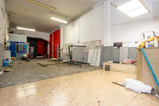LOCAL COMERCIAL EN EL CENTRO DE TARRAGONA. — 9