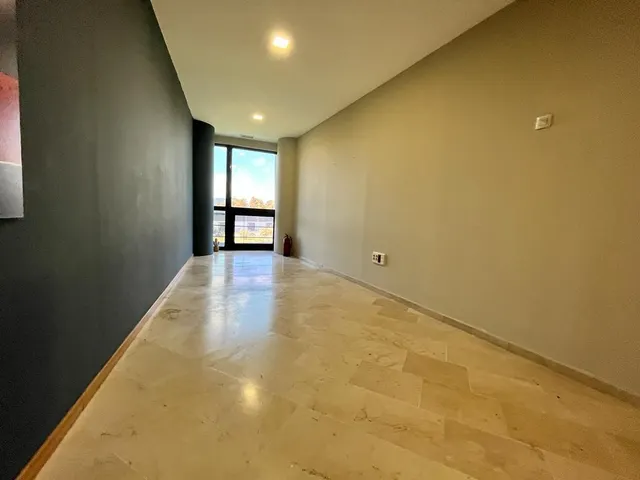 Alquiler de dos oficinas en Edificio Azabache muy cerca Hospital Quirón — 2