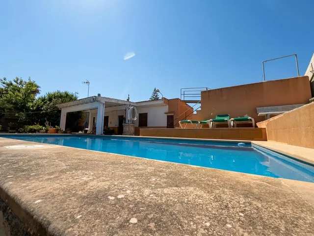 Casa de campo con piscina y terreno en las afueras de Manacor — 12