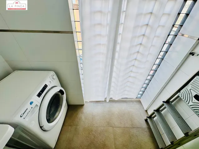 VIVIENDA 2 DORMITORIOS GARAJE Y TRASTERO CERCA DEL CENTRO — 19