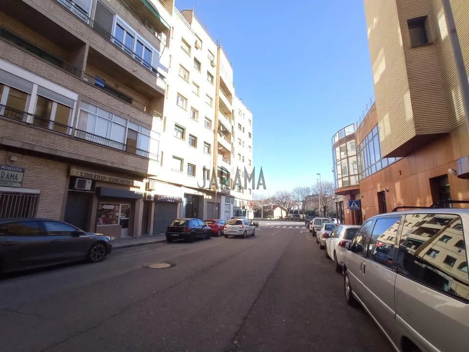 LOCAL COMERCIAL EN VENTA