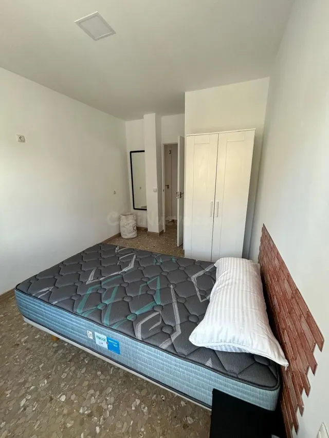 Se alquila habitación 420€ - Disponible 22 de NOVIEMBRE — 2