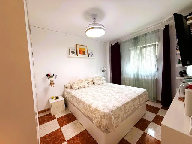 Piso tres  dormitorios zona sur con ascensor — 19