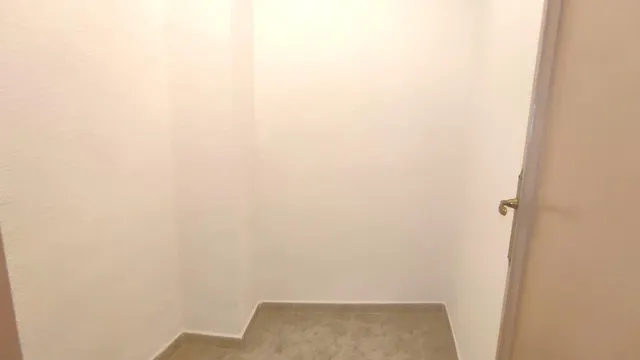 LOCAL DESTINADO PARA OFICINAS EN ZONA PRIVILEGIADA (NO VIVIENDA) — 14