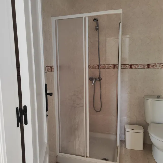 Adosado en Gran Alacant con solárium, balcón y piscina comunitaria — 44