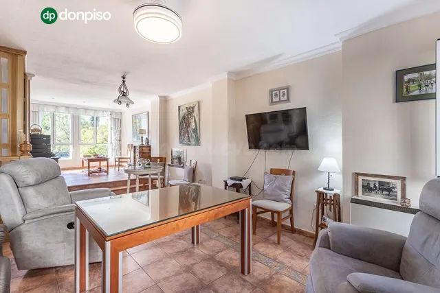 VIVIENDA con encanto en PALACIO DE DEPORTES — 4