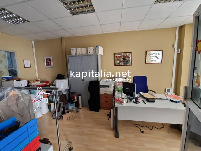 Nave comercial en venta en poligono Gormaig de cocentaina - foto 3