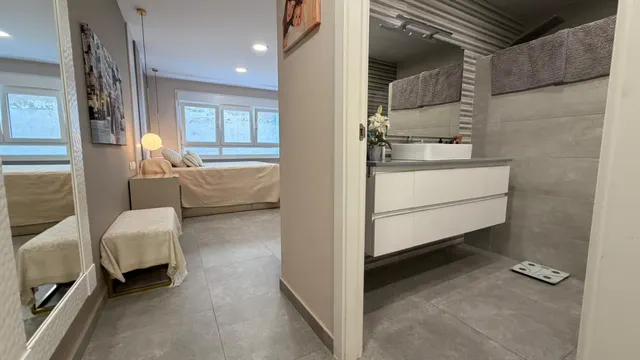 Espectacular vivienda de 195 m2 con 4 dormitorios en pleno bulevar gran capitán — 37
