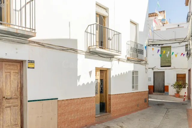 Venta de propiedad en el tranquilo pueblo de Molvizar
