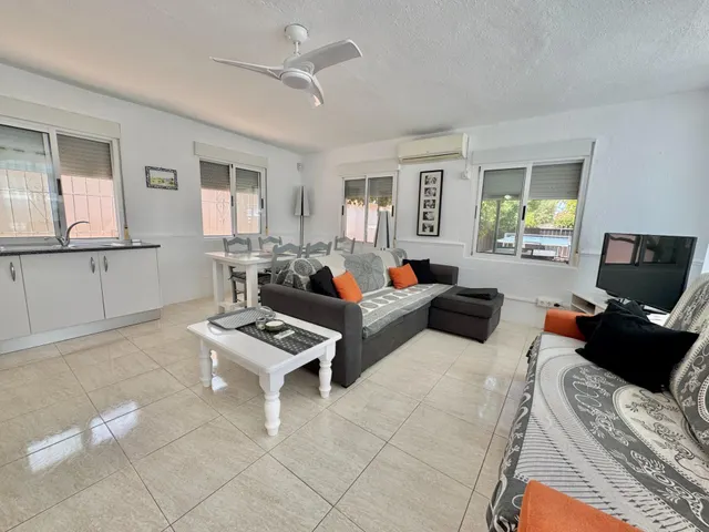 Villa 7 habitaciones 374m² en venta - Comunidad valenciana — 47