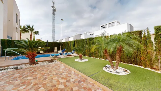Precioso Bungalow a un paso de Zenia Boulevard — 32