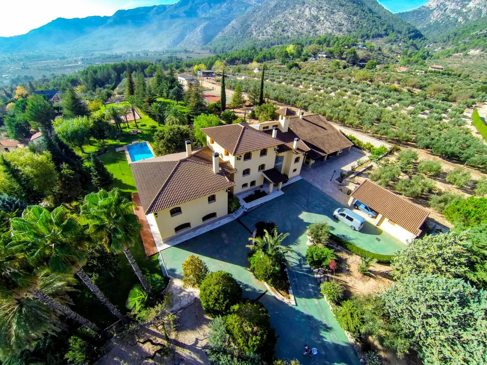 Un refugio de lujo y naturaleza con infinitas posibilidades en Muro de Alcoy