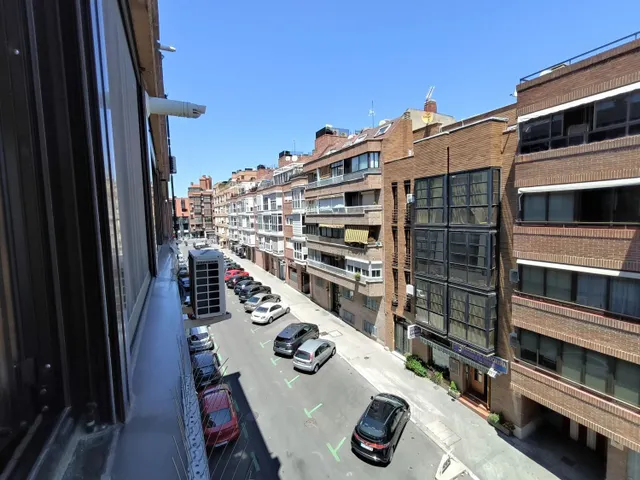 Piso 1 habitación 52m² en alquiler - Tetuán — 23