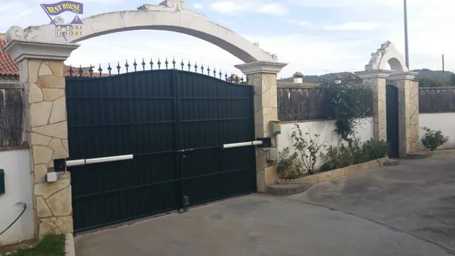 VENTA DE DOS CHALET EN UNA MISMA PARCELA EN EL SANTISCAL — 13