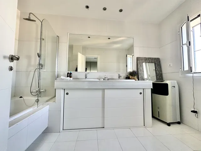 Chalet 4 habitaciones 321m² en venta - Riviera del sol — 46