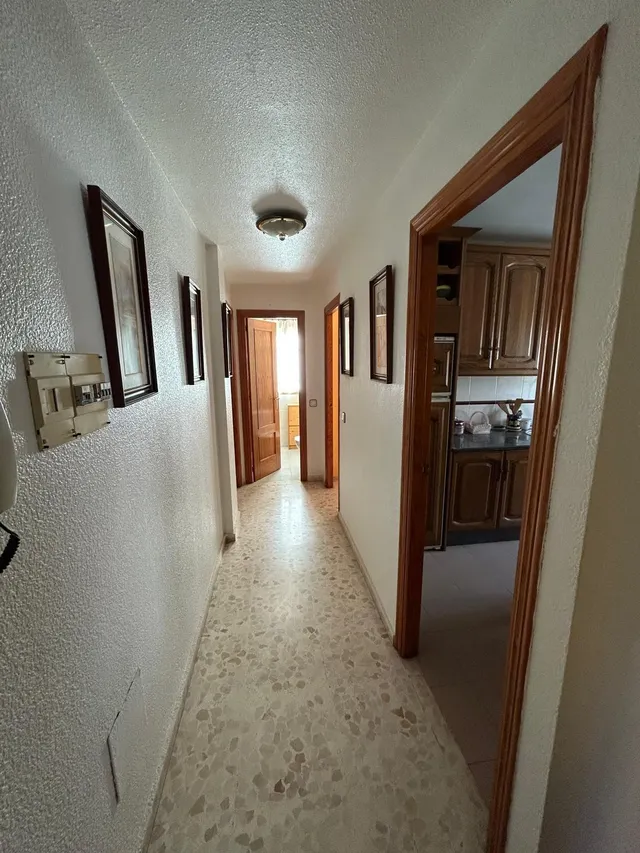 VIVIENDA SOBRE LOCAL EN SANTA MARÍA DEL ÁGUILA — 13