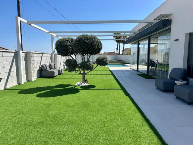 Espectacular villa independiente completamente reformada con - foto 4