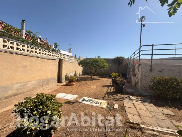 !GRAN VIVIENDA! ESPACIOSA CON TRASTERO, TERRAZA SOLARIUM, BARBACOA, JARDIN Y PISCINA — 40