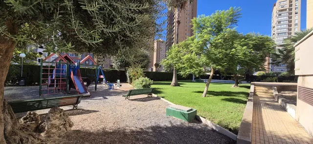 Moderno piso en Benidorm, Zona Juzgados — 38