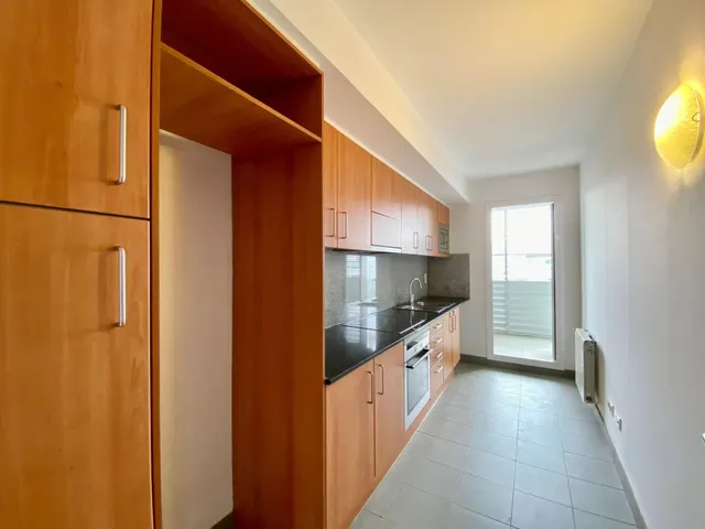 Piso en Venta Exterior con Piscina Comunitaria e Inquilino — 15