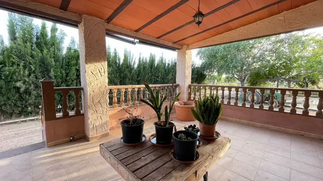 CASA CON TERRENO EN EL ESCOBAR - foto 4