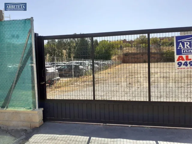 INMOBILIARIA ARBETETA ALQUILA PARCELA INDUSTRIAL EN GUADALAJ