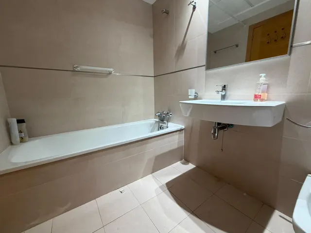 Lujo Elegante apartamento en Benidorm con vistas y piscina — 23