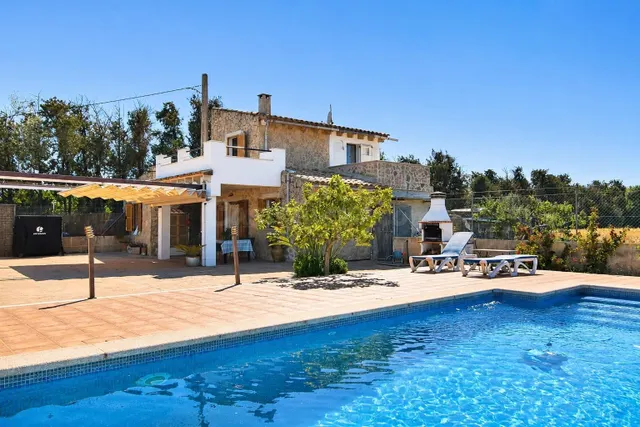 Finca rústica de alquiler con vivienda en Muro - foto 2