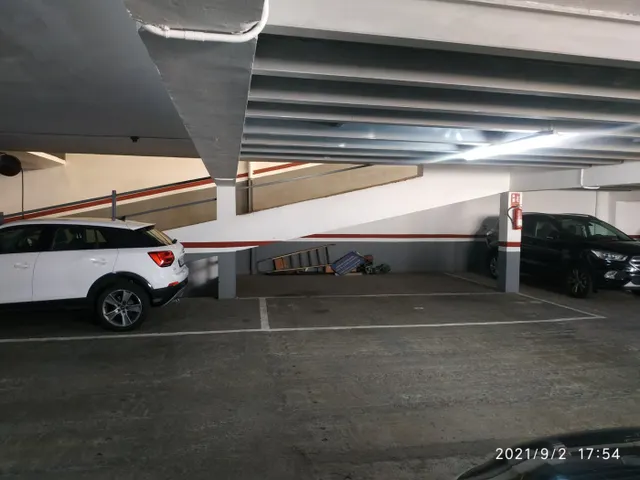 Pl grande! parking de fácil acceso — 11
