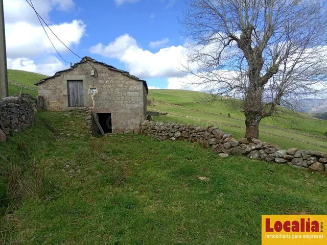 Cabaña pasiega con amplio terreno, San Pedro Romeral - foto 3
