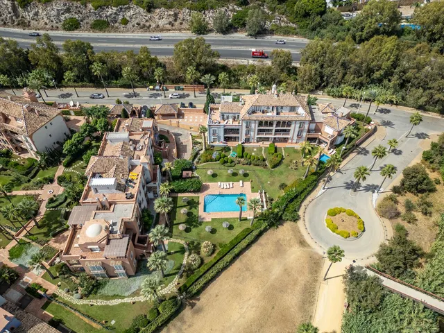 Chalet 5 habitaciones 419m² en venta - Costa Del Sol — 41