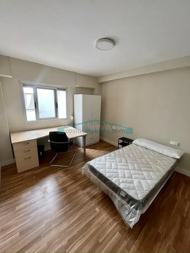 PISO DE 95 M2 CON 3 habitaciones, 2 BAÑOS Y BALCÓN EN ALCOY — 4