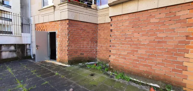 Local comercial en venta apto para hacer viviendas - foto 3