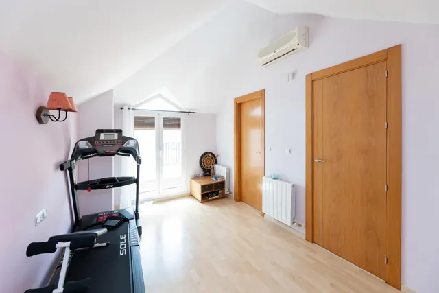 Estupenda unifamiliar junto hospital VITHAS — 27