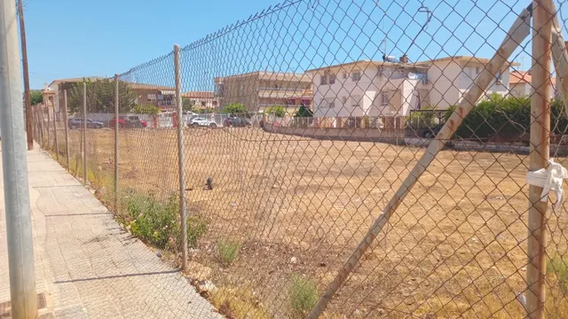 TERRENO URBANIZABLE EN VENTA EN LOS NAREJOS