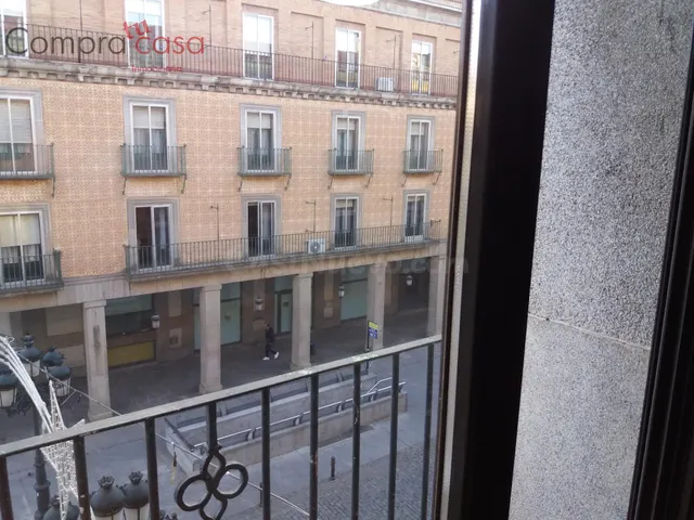 ALQUILER.-.OFICINA.-.EXTERIOR.-.CENTRICA.-. - foto 2