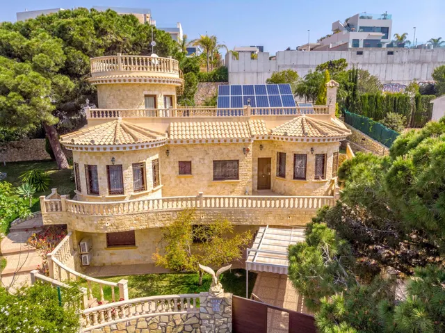 Impresionante Villa de Lujo en Orihuela Costa - foto 3