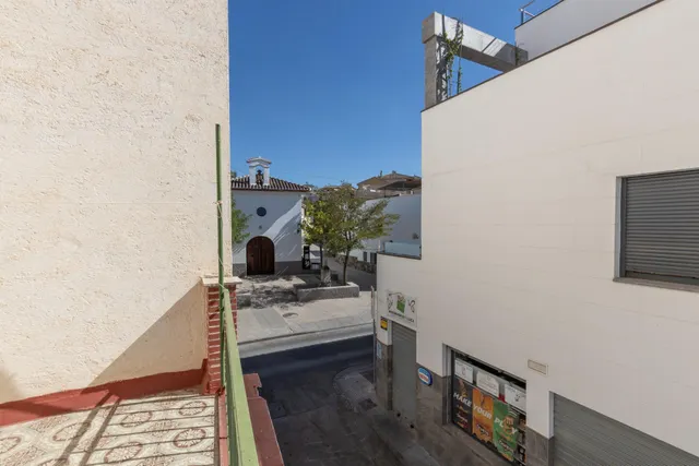 Edificio con gran potencial de inversión en La Zubia — 36